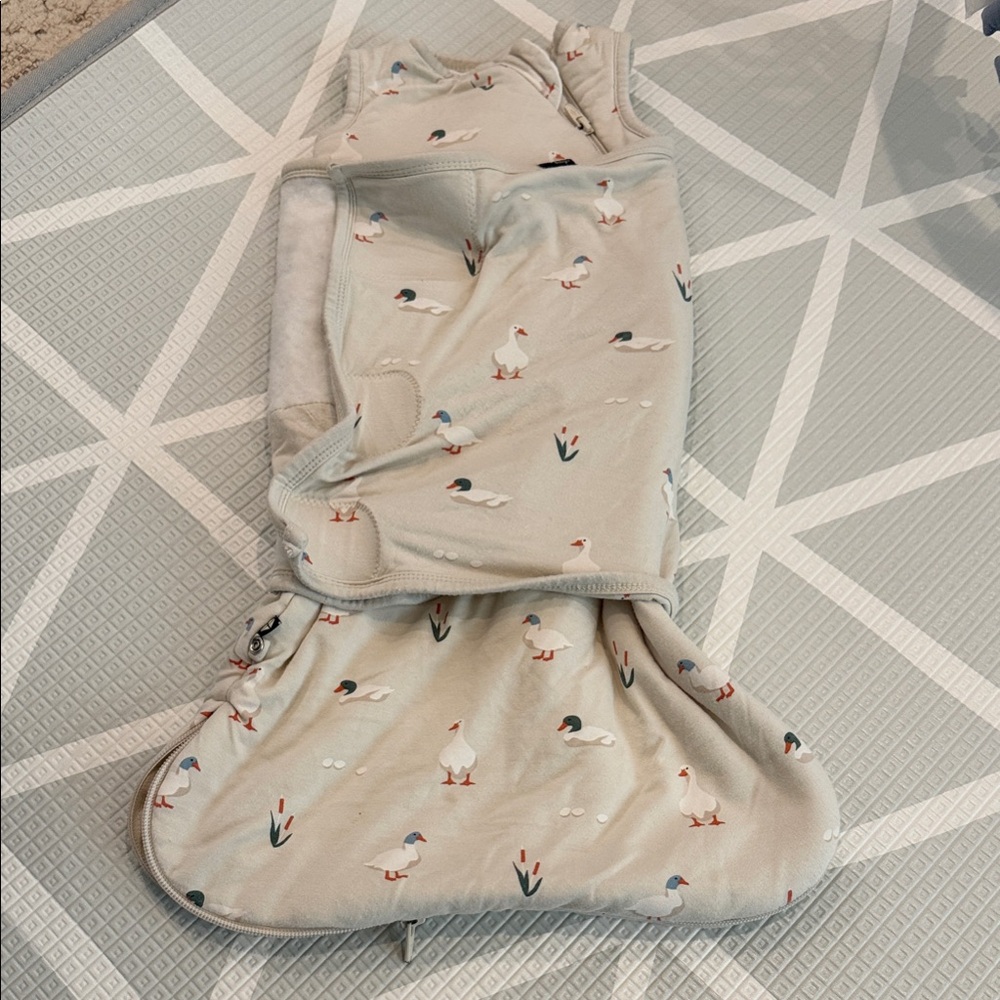 Kyte BABY Cream Sleep Sack Bag Swaddler 1.0 TOG Extra Small Ducks